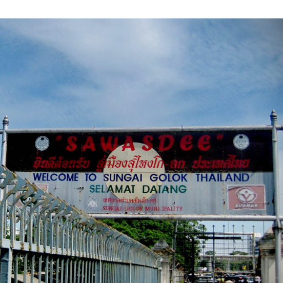 sungai golok signboard